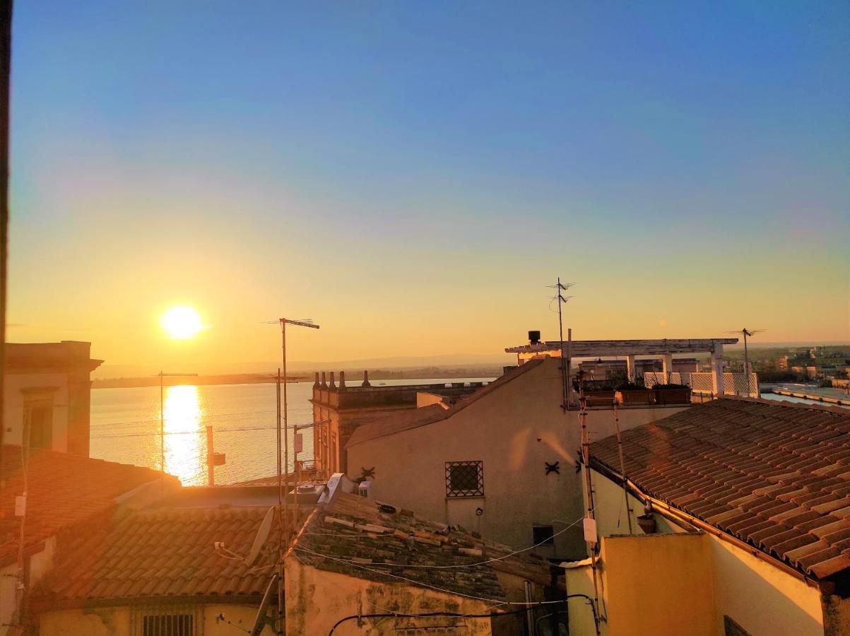 סירקוזה Flora'S House - Ortigia Holidays מראה חיצוני תמונה