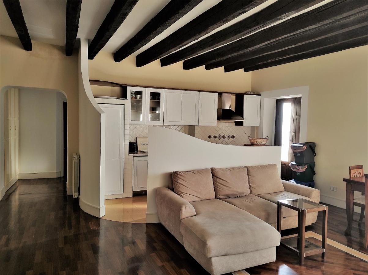 סירקוזה Flora'S House - Ortigia Holidays מראה חיצוני תמונה