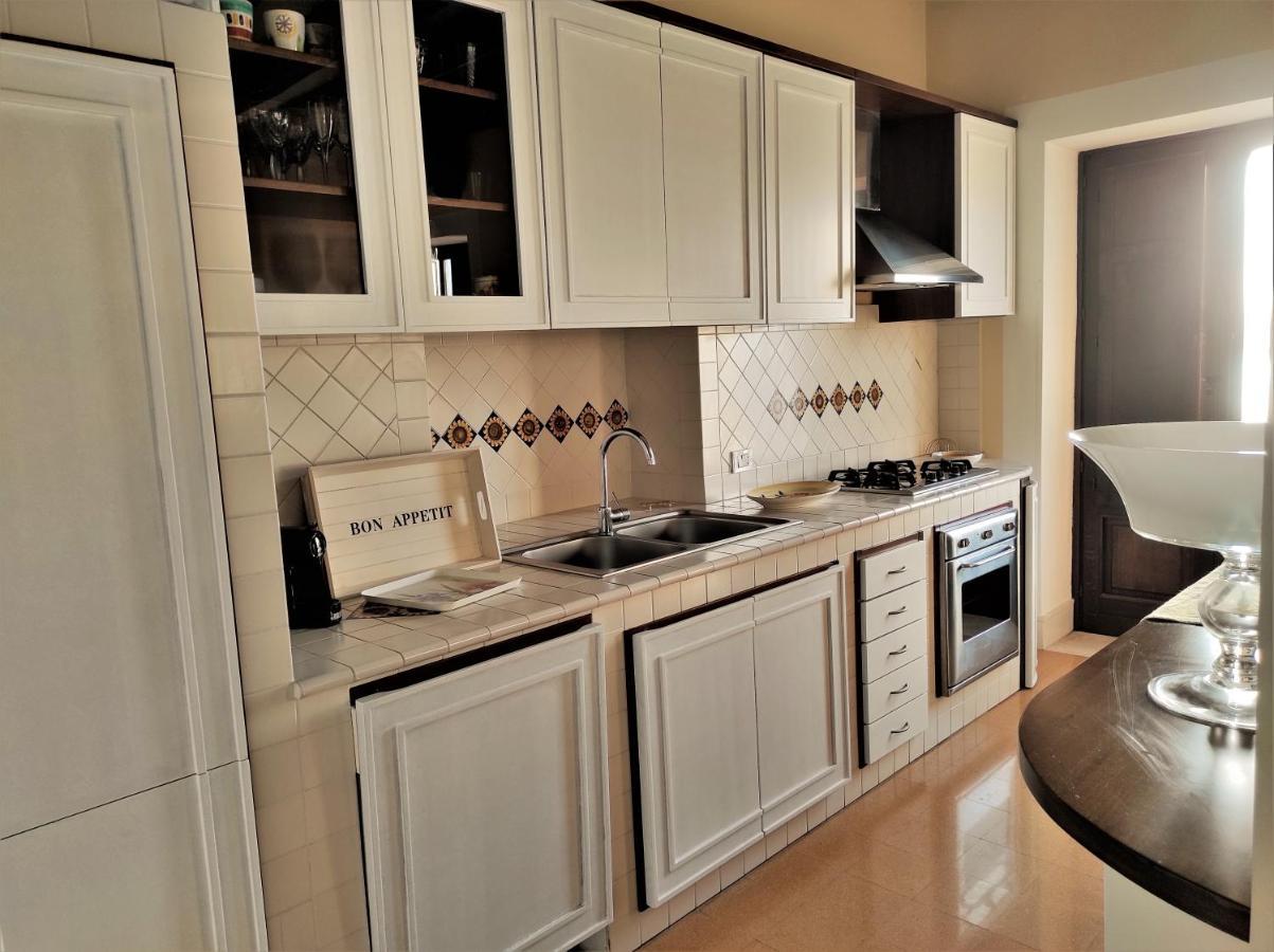 סירקוזה Flora'S House - Ortigia Holidays מראה חיצוני תמונה