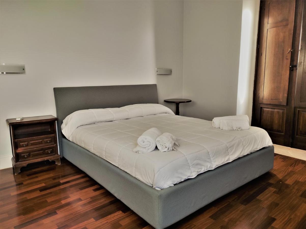 סירקוזה Flora'S House - Ortigia Holidays מראה חיצוני תמונה